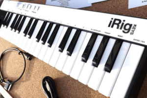 Off the Plate – Observations of Life Outside 3D: iRig KEYS