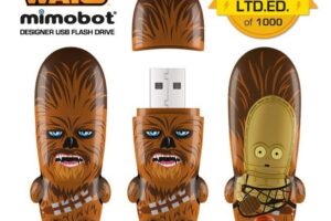 Off the Plate: Star Wars Chewbacca Trustee Flash Drive