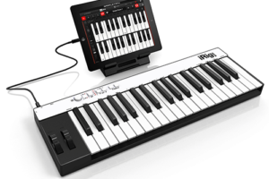 Tek Toyz: Mobile MIDI keyboard with full-size keys!