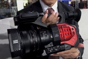 Meet the Panasonic AG-DVX200 4K 4/3″ Camera