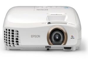 Epson Continues to Expand Its 3D Projector Line