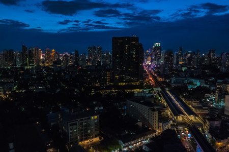 Bangkok at Night shot with Samsung NX1 16-50mm f/2 OIS Lens