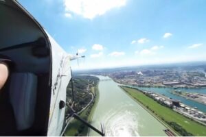 Your Daily VR Fix, Today: Linz Austria 360 Helicopter Ride