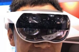 Today’s 360 VR Buzz: 8 of the Wildest Augmented Reality Glasses You Haven’t Seen Yet