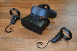 Today’s Immersive VR Buzz: Oculus Rift S Review – A Good Choice for VR Newcomers, a Difficult Choice for VR Vets