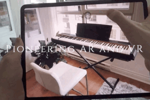 Today’s Immersive VR Buzz: Video Of An AR Pianist Playing A Real Piano Is Going Viral