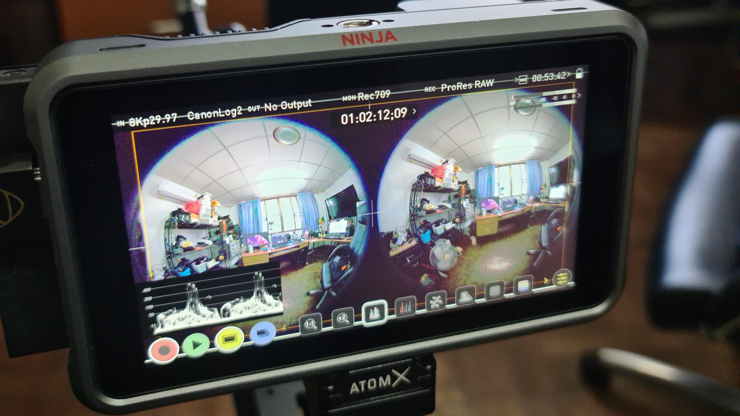 Atomos Ninja V+ and Canon R5 with VR180 Lens